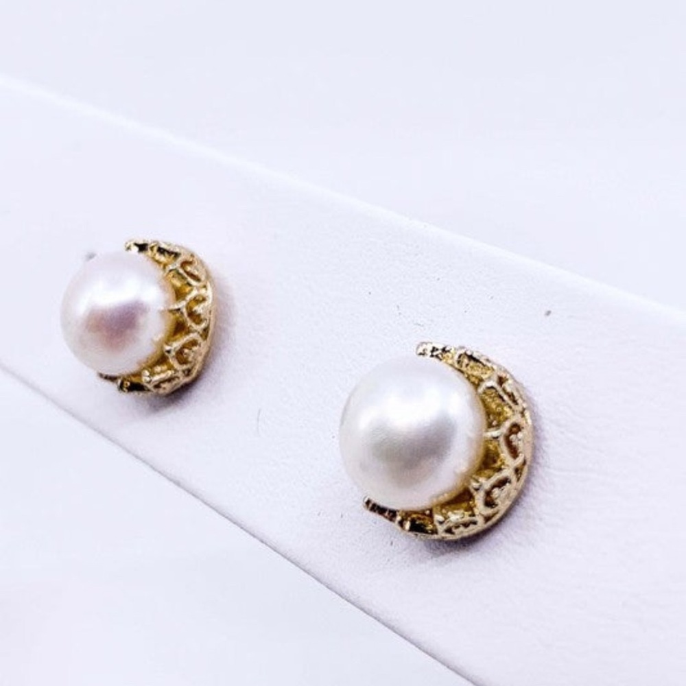 Fresh Water Pearl Posts